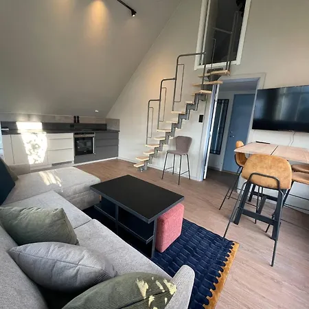 דירה Nostalgic Nook 27 By סטוונגר