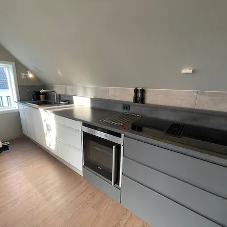 Nostalgic Nook 27 By דירה